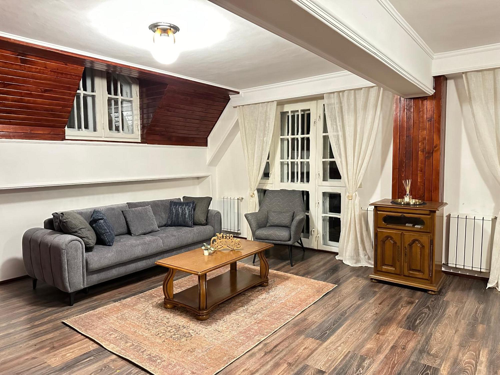 פרדיאל Pine Peak Apartments מראה חיצוני תמונה