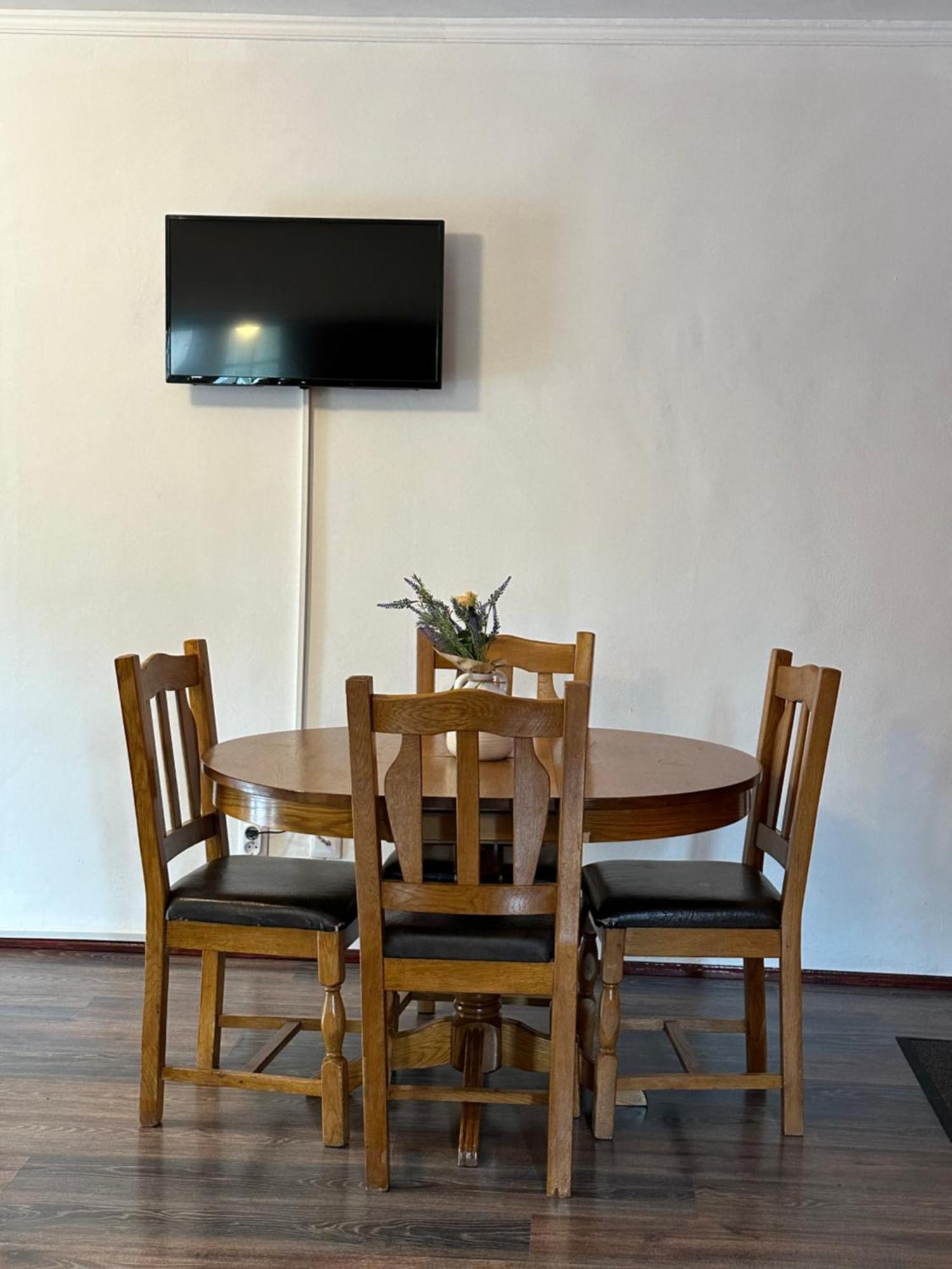 פרדיאל Pine Peak Apartments מראה חיצוני תמונה