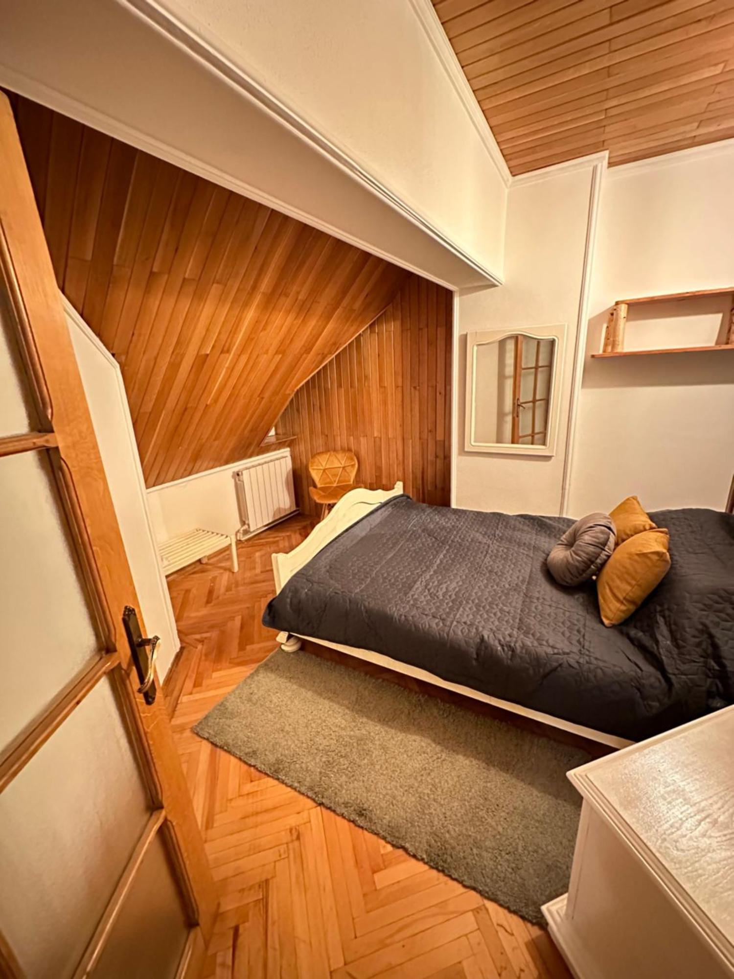 פרדיאל Pine Peak Apartments מראה חיצוני תמונה