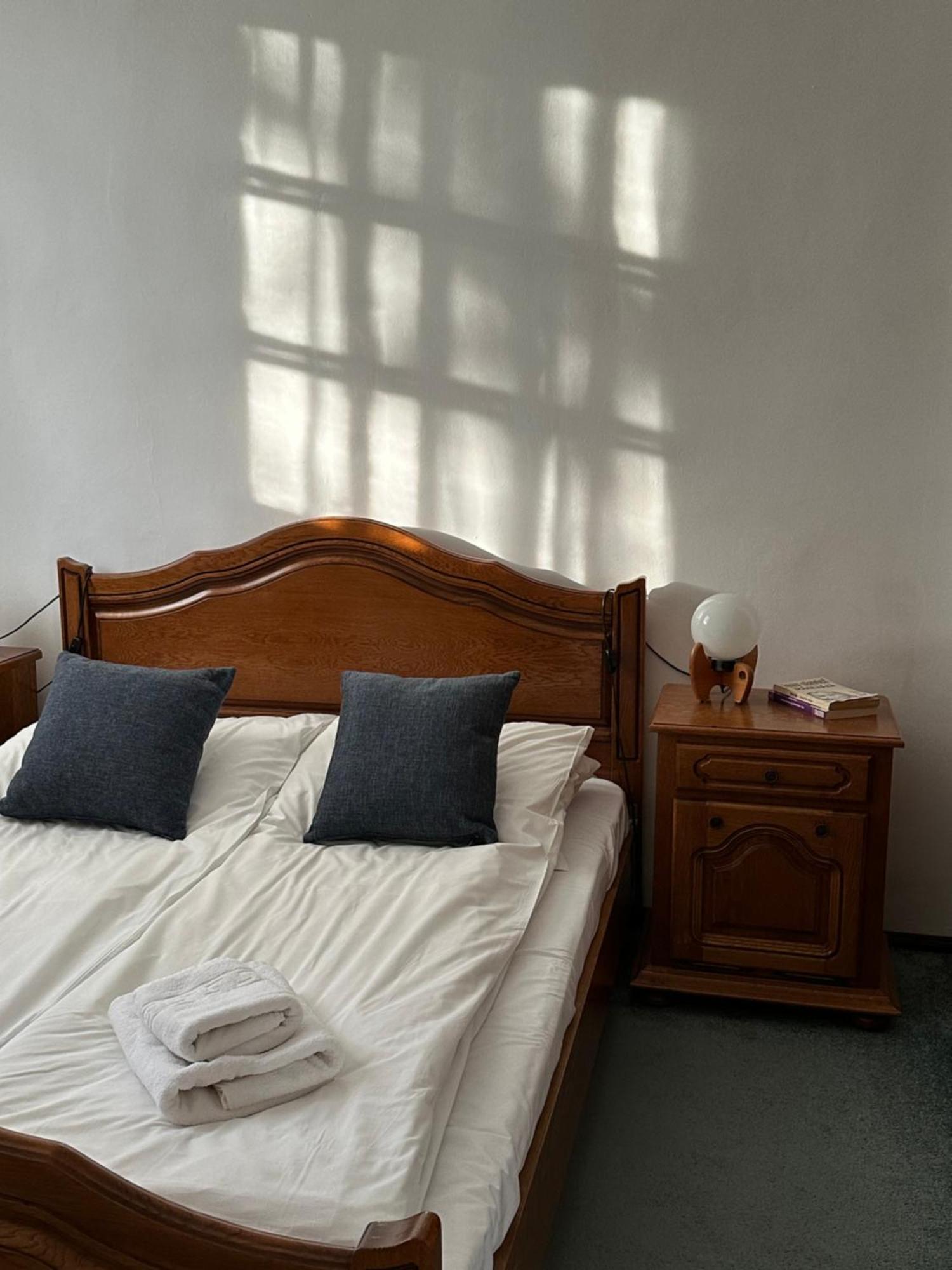 פרדיאל Pine Peak Apartments מראה חיצוני תמונה