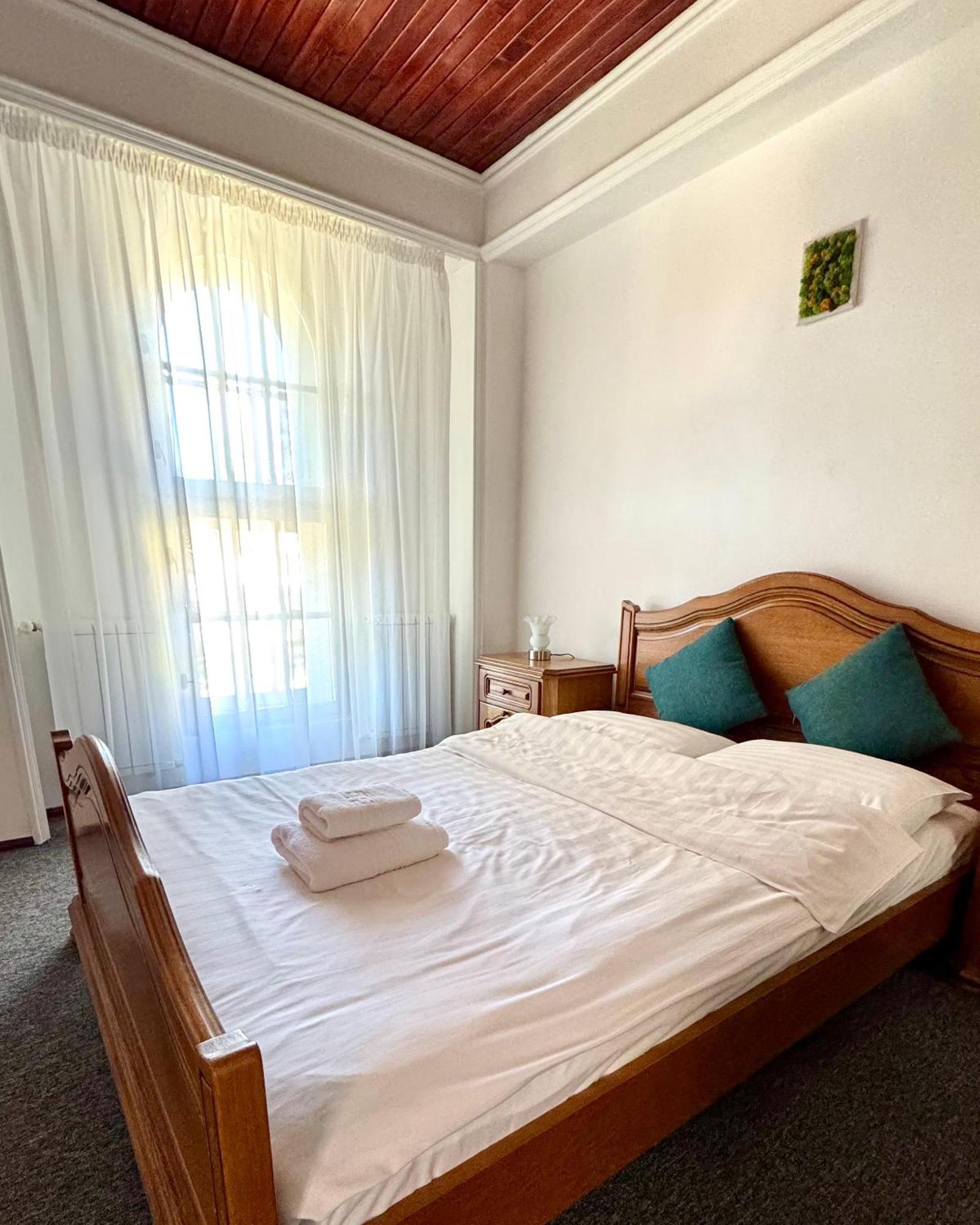 פרדיאל Pine Peak Apartments מראה חיצוני תמונה